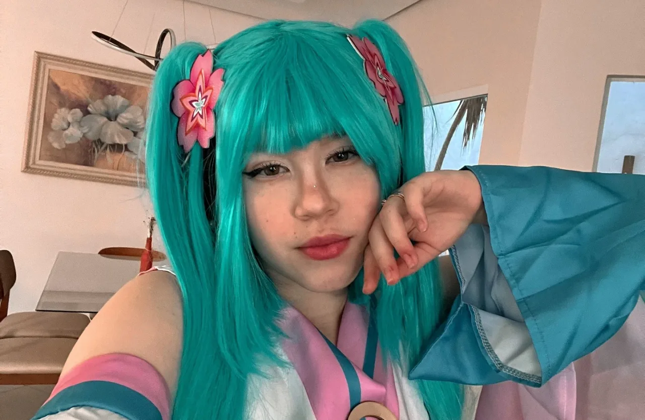 Belo cosplay da Hatsune Miku, da Colaboração Onmyoji x Hatsune Miku Belo cosplay da Hatsune Miku, da Colaboração Onmyoji x Hatsune Miku capa