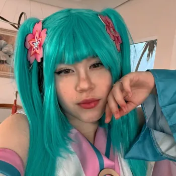 Belo cosplay da Hatsune Miku, da Colaboração Onmyoji x Hatsune Miku capa