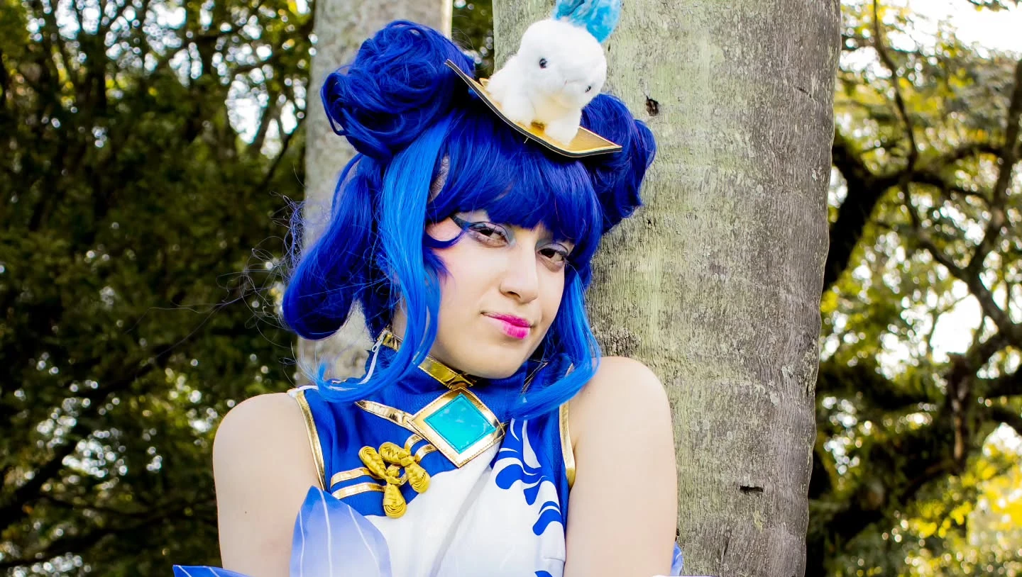 Lux Porcelana Cosplay, de League of Legends - Isa capa