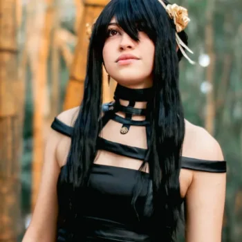 Belo cosplay da Yor Forger, de Spy x Family, da Yuumi - capa