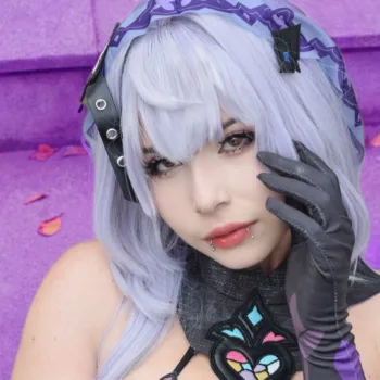 Black Swan Cosplay, de Honkai Star Rail - lilica capa