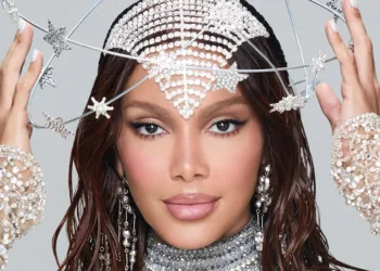 Anitta - Ensaios 001