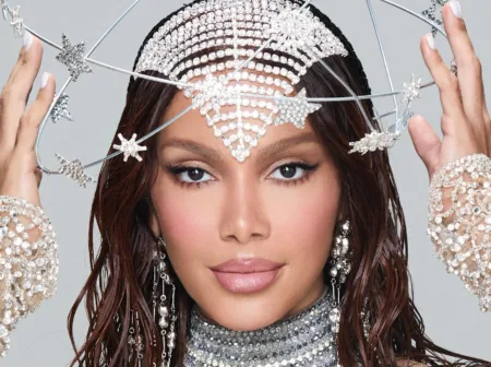 Anitta - Ensaios 001