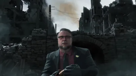 Guilhermo del Toro em Death Stranding