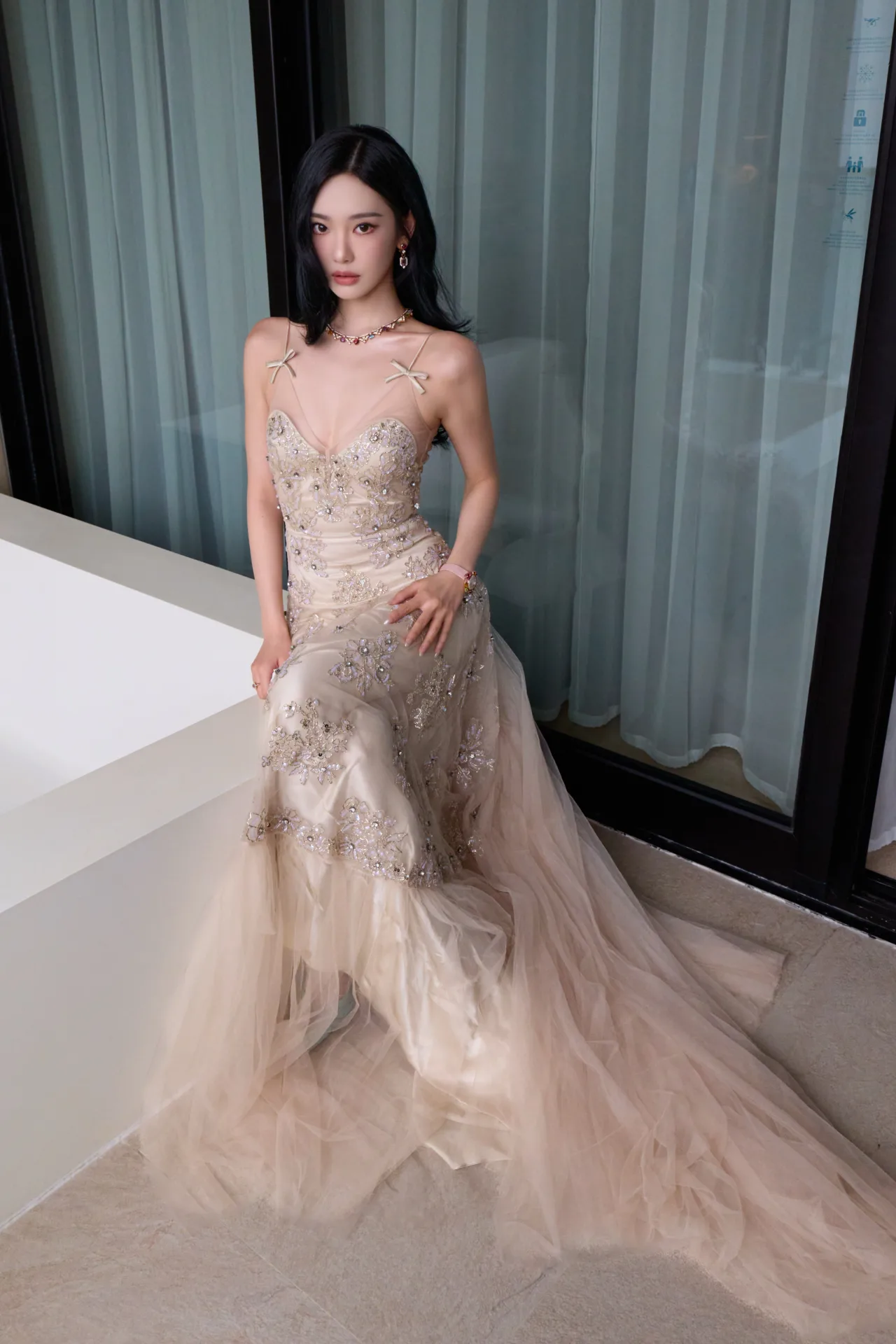 Aespa NINGNING Weibo Update - Beautiful Dress - Vestido lindo 005