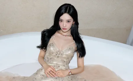 Aespa NINGNING Weibo Update - Beautiful Dress - Vestido lindo capa wallpaper