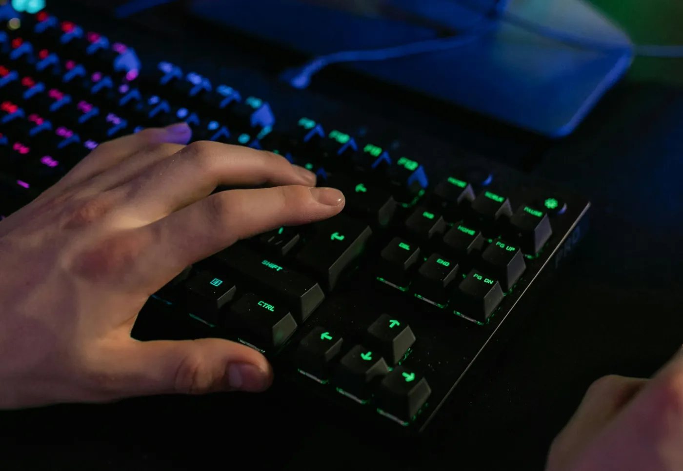 Como identificar apostas seguras no futebol e aumentar suas chances de ganhar Usando PC - Teclado