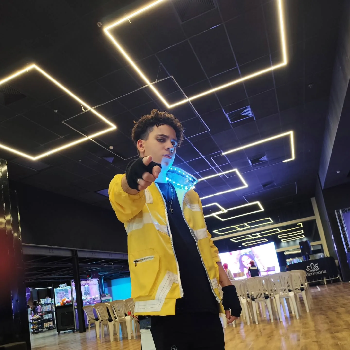 David Martinez, de Cyberpunk Edgerunners, ganha um belo cosplay do Gothetios - 001