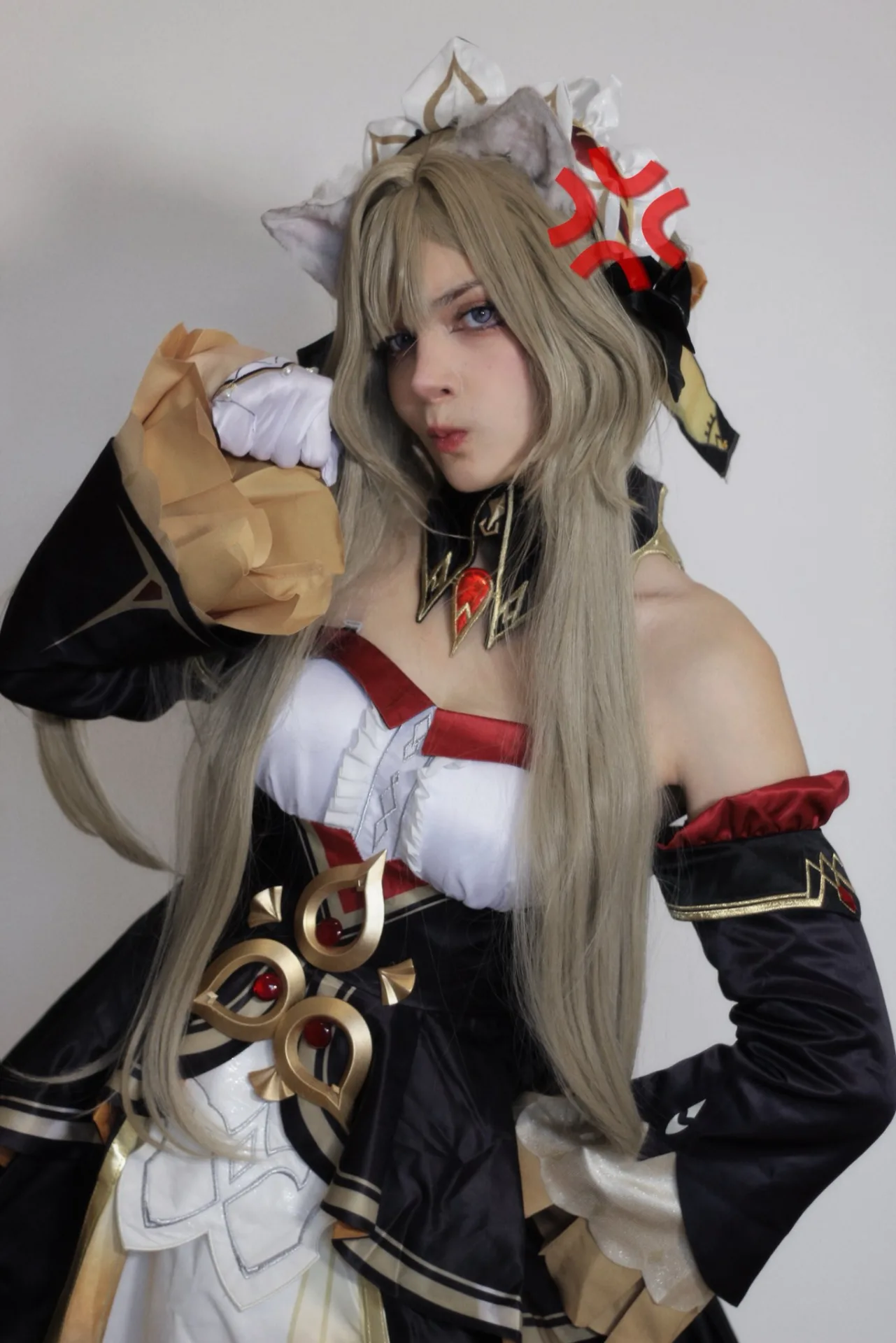 Sandrone Cosplay, de Genshin Impact